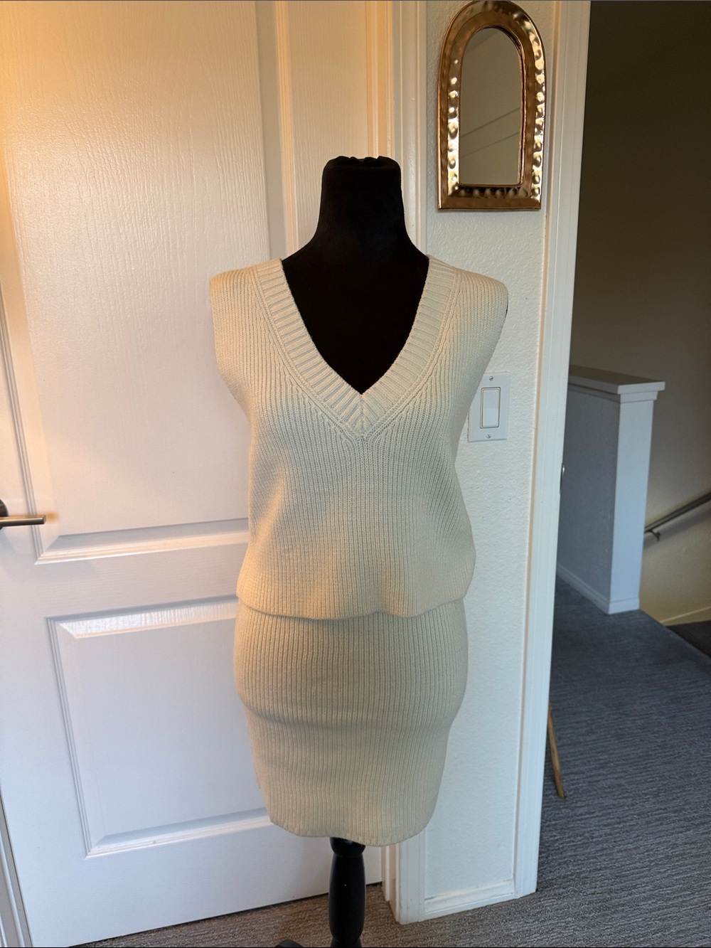 Et Clet Ripped sweater top and skirt - cream